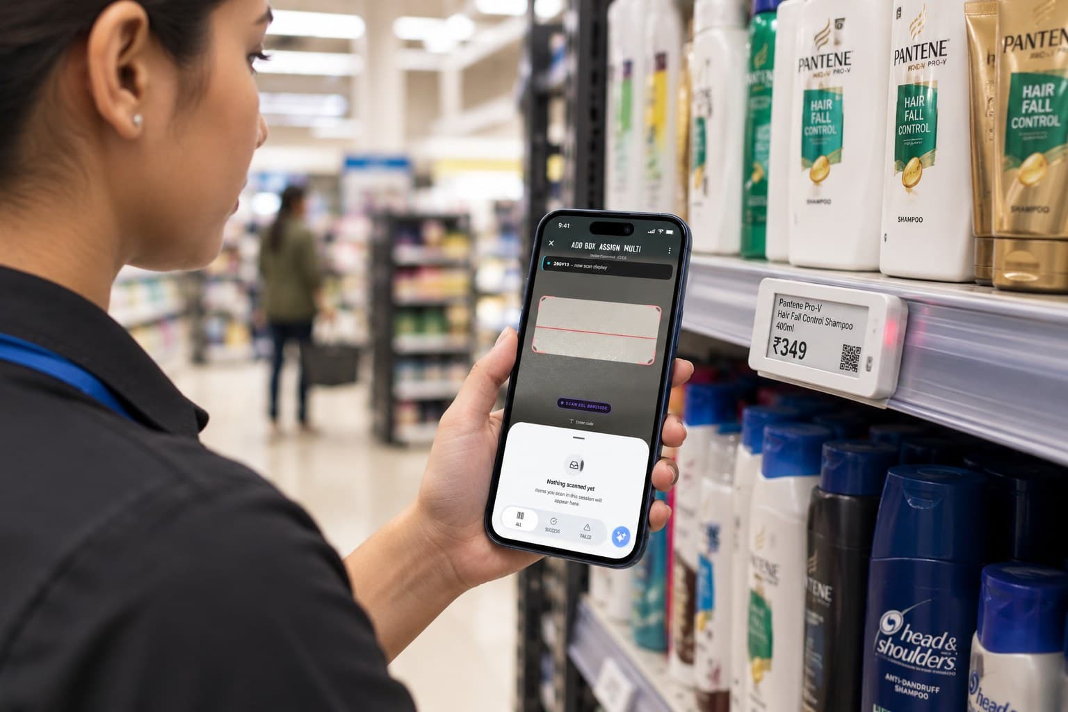 A colleague scanning a shelf label with the Command app